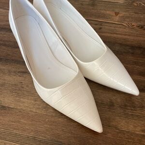 Elegant White Patent Croc Block Heel Pumps